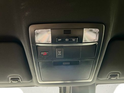 Used 2023 Toyota Tacoma TRD Off-Road image 22