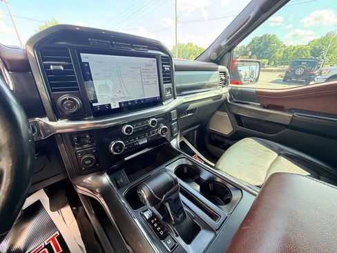 Used 2021 Ford F150 Lariat w/ Equipment Group 502A High AWD/4WD image 31
