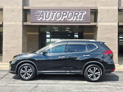 Used 2017 Nissan Rogue SL w/ SL Premium Package image 5
