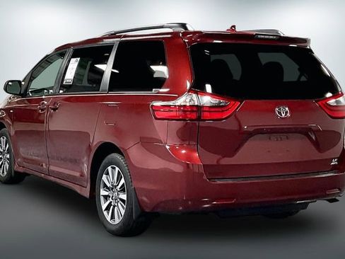 Used 2020 Toyota Sienna LE AWD/4WD image 5