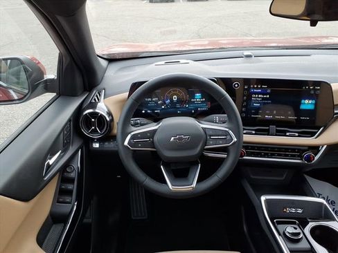 New 2026 Chevrolet Equinox ACTIV w/ Convenience Package III image 14