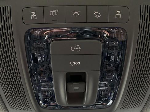 New 2026 Mercedes-Benz GLS 450 4MATIC image 32