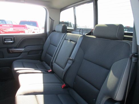 Used 2018 GMC Sierra 1500 SLE w/ SLE Value Package image 16