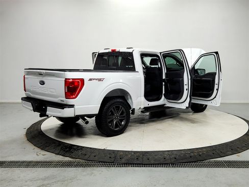 Used 2022 Ford F150 XLT w/ Equipment Group 302A High image 15