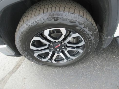 Certified 2024 GMC Sierra 1500 Pro w/ Pro Value Package AWD/4WD image 14