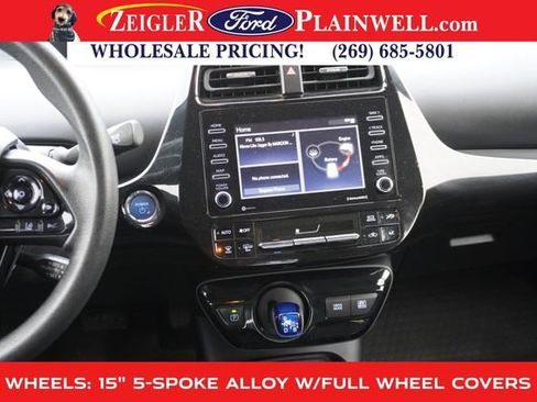 Used 2022 Toyota Prius L Eco image 15