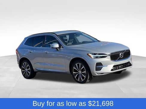 Used 2022 Volvo XC60 B5 Momentum w/ Protection Package Premier image 7