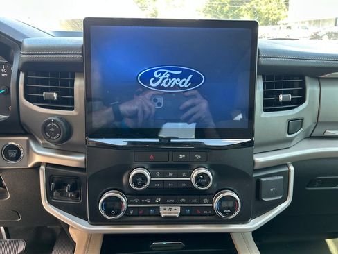 Used 2022 Ford Expedition XLT AWD/4WD image 20