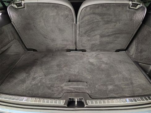 Used 2025 Volvo XC90 B5 Plus image 34