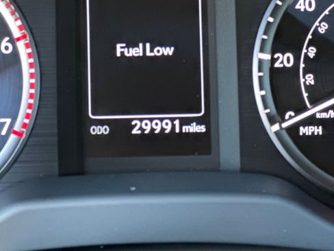 Used 2021 Lexus GX 460 Premium image 31