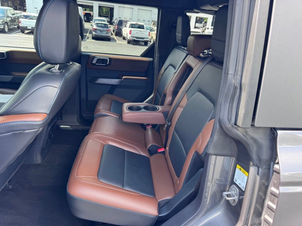 Used 2023 Ford Bronco Outer Banks AWD/4WD image 31