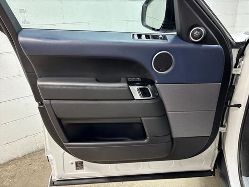 Used 2018 Land Rover Range Rover Sport HSE Dynamic image 26