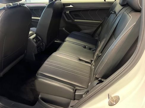 Certified 2023 Volkswagen Tiguan SE R-Line AWD/4WD image 16