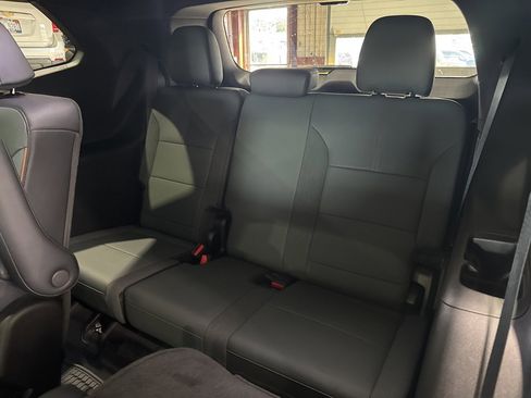 New 2026 GMC Acadia AT4 w/ LPO, Floor Liner Package image 34