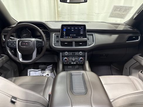 Used 2021 GMC Yukon SLT w/ SLT Premium Package AWD/4WD image 15
