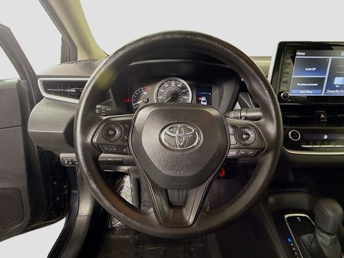 Used 2021 Toyota Corolla LE image 13