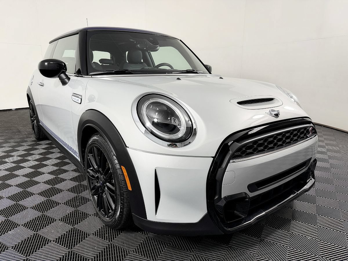 Used 2022 MINI Cooper S FWD image 5
