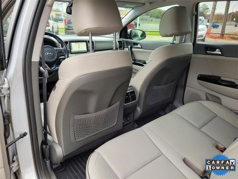 Used 2019 Kia Sportage EX w/ EX Technology Package image 13