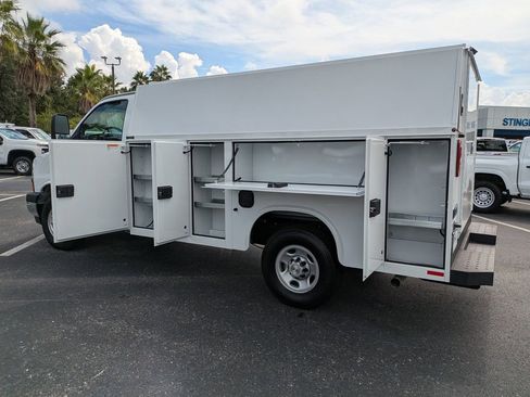 New 2025 Chevrolet Express 3500 w/ Power Convenience Package image 15