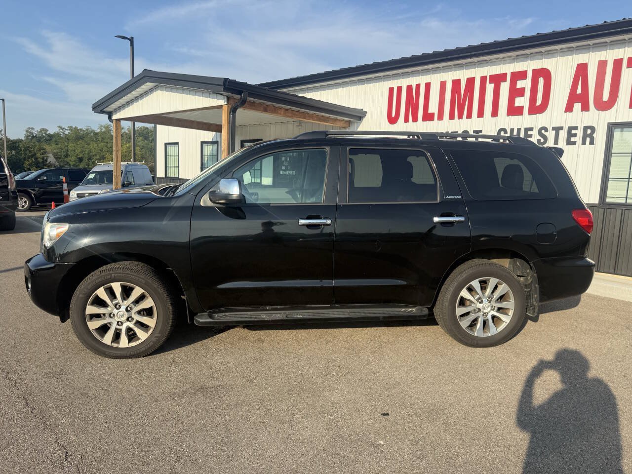 Used 2016 Toyota Sequoia Limited AWD/4WD image 13
