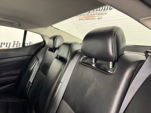Used 2023 Nissan Maxima SV w/ Floor Mat Group image 26