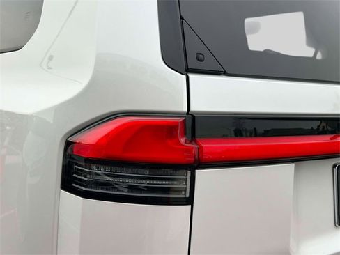 Used 2024 Lexus GX 550 550 Luxury+ image 13