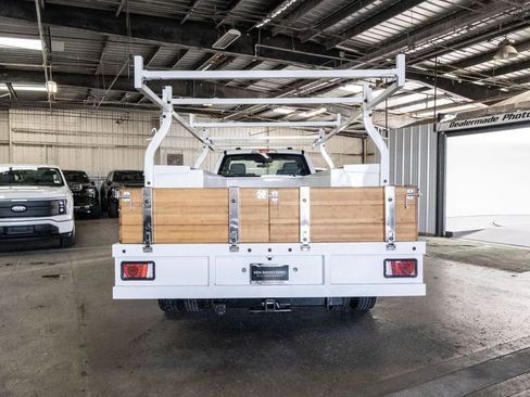 New 2025 Ford F450 XL w/ XL Chrome Package image 7