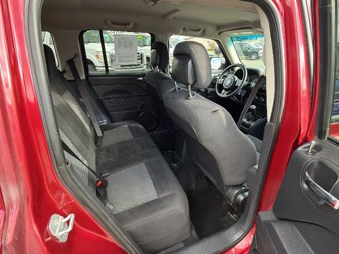 Used 2015 Jeep Patriot Sport AWD/4WD image 14