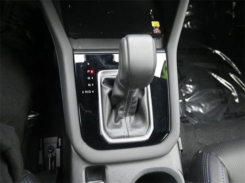 Certified 2025 Subaru Forester Limited image 10