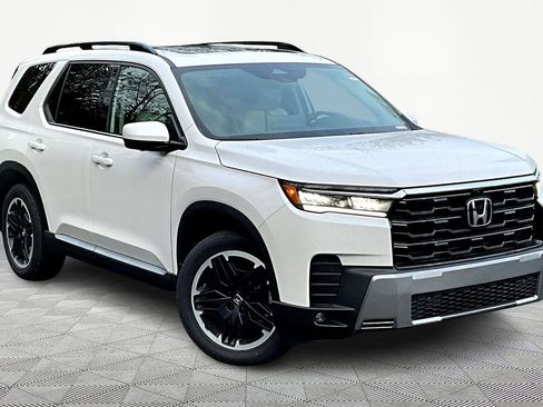 New 2026 Honda Pilot Touring image 3