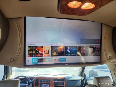 Used 2021 Chevrolet Express 2500 LS w/ Enhanced Convenience Package image 10