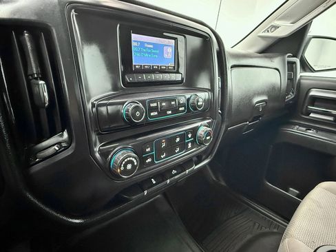 Used 2015 Chevrolet Silverado 1500 W/T image 12