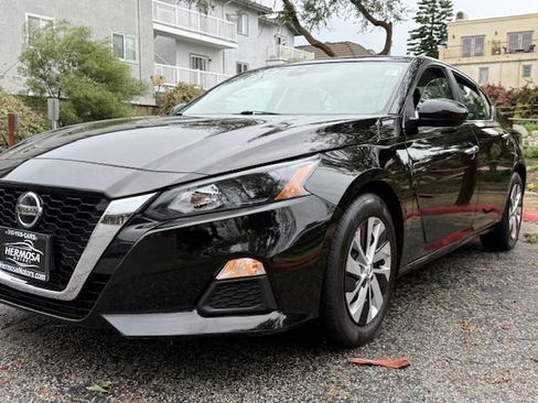 Used 2022 Nissan Altima 2.5 S w/ Driver Assist Package image 14
