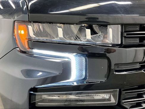 Used 2020 Chevrolet Silverado 1500 LT Trail Boss AWD/4WD image 31
