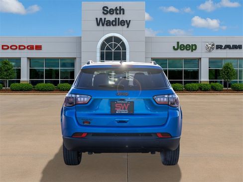 New 2026 Jeep Compass Latitude image 6