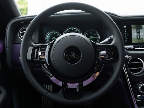 Used 2024 Rolls-Royce Cullinan image 7