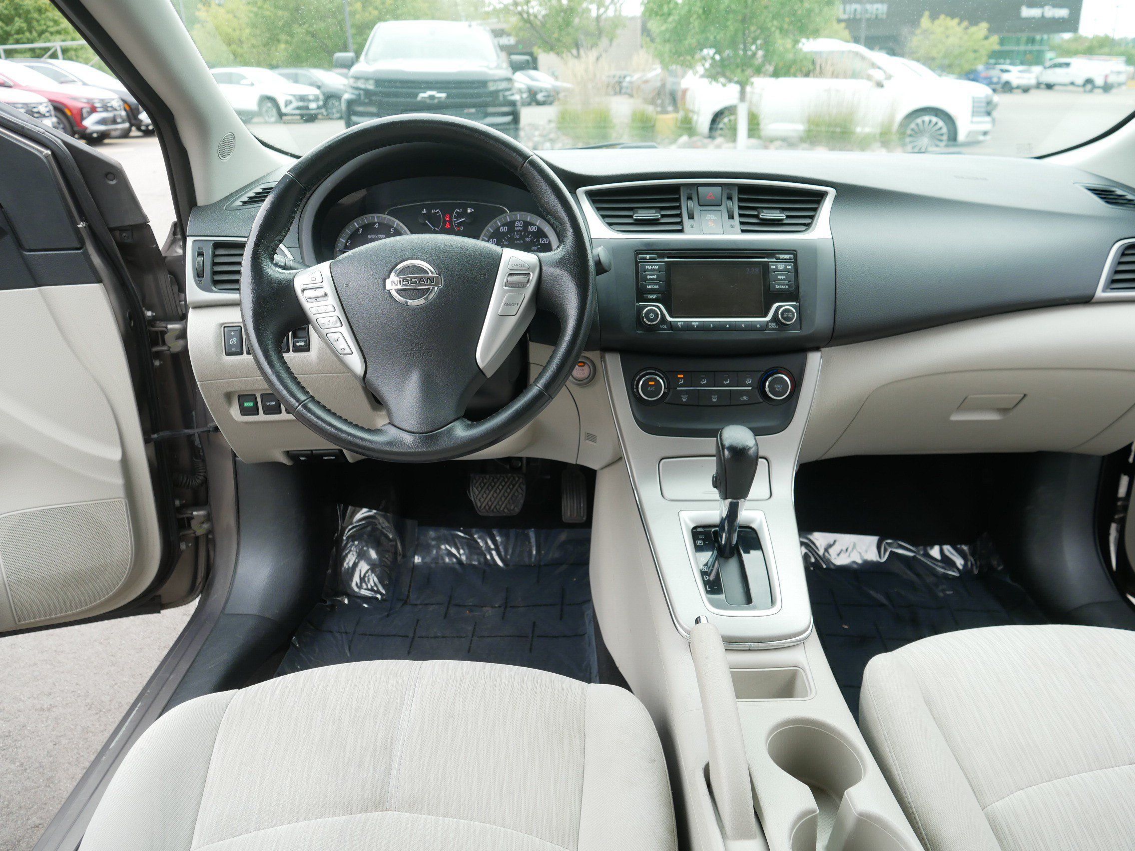 Used 2015 Nissan Sentra SV w/ Style Package FWD image 20