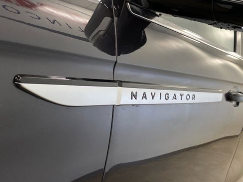 New 2026 Lincoln Navigator L Reserve image 18