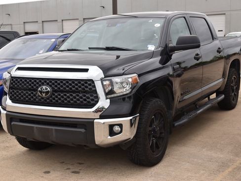 Used 2021 Toyota Tundra SR5 w/ SR5 Leather Package image 2