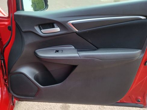 Used 2015 Honda Fit LX image 17