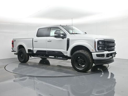 New 2026 Ford F250 Lariat w/ Black Appearance Package image 34