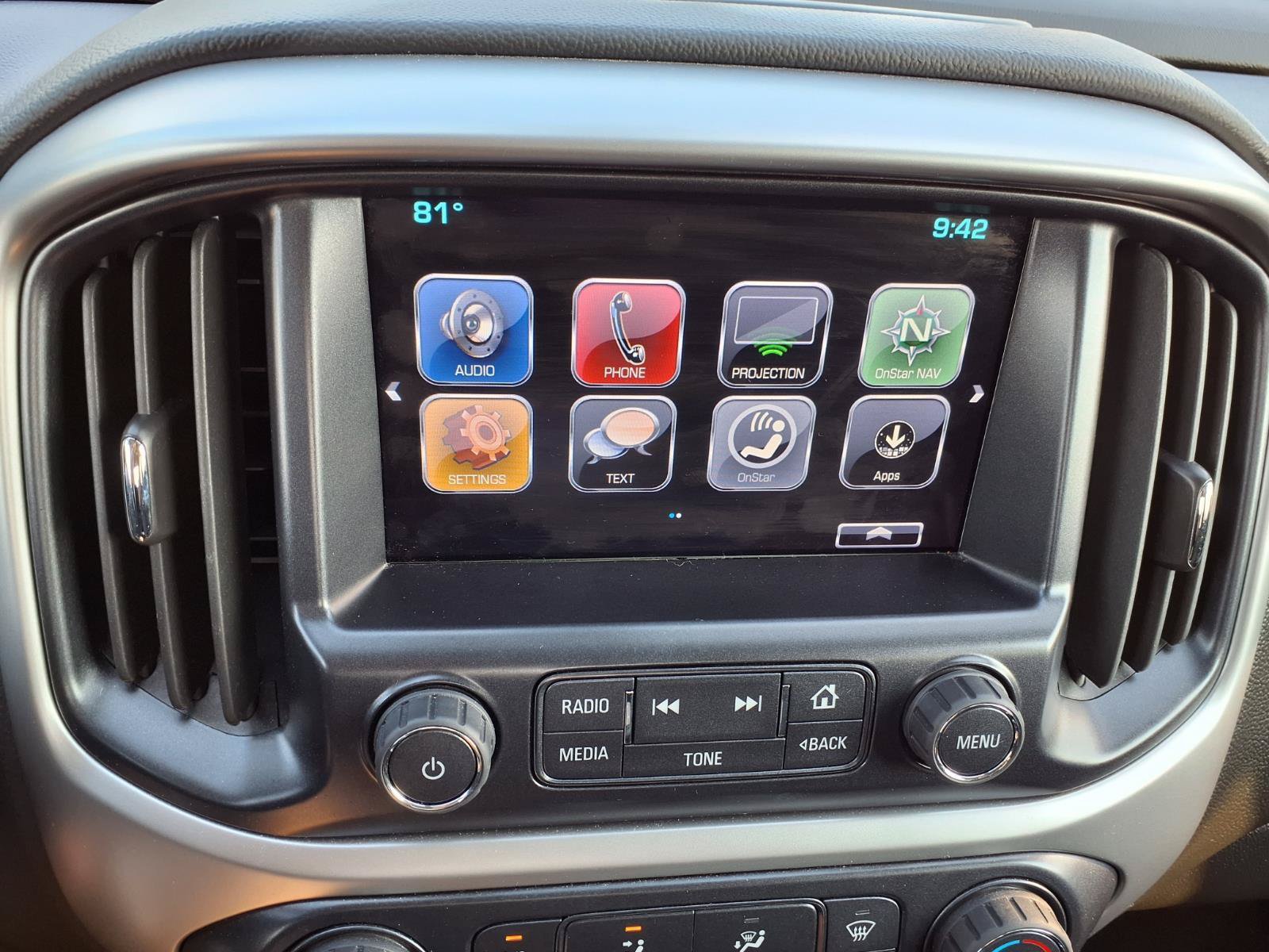 Used 2017 Chevrolet Colorado LT AWD/4WD image 4
