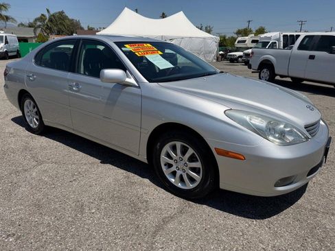 Used 2003 Lexus ES 330 FWD image 3
