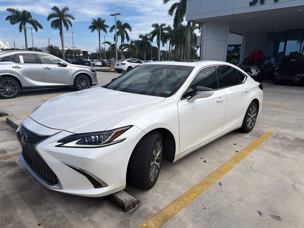Used 2019 Lexus ES 350 w/ Premium Package FWD image 6