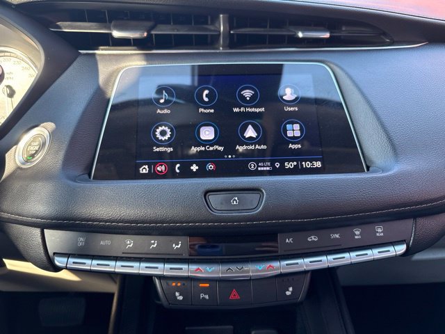 Used 2022 Cadillac XT4 Luxury w/ Trailering Package AWD/4WD image 8