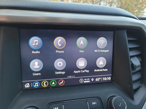 Used 2021 GMC Acadia Denali w/ Denali Technology Package image 15