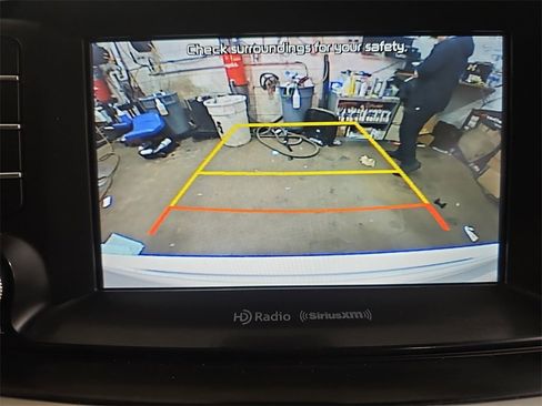 Used 2019 Kia Sorento EX image 30