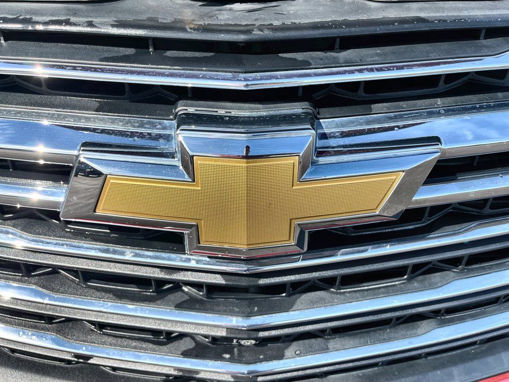 Used 2023 Chevrolet Traverse LT w/ LT Premium Package AWD/4WD image 31
