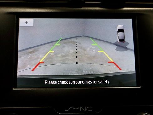 Certified 2019 Ford Fusion SE image 2