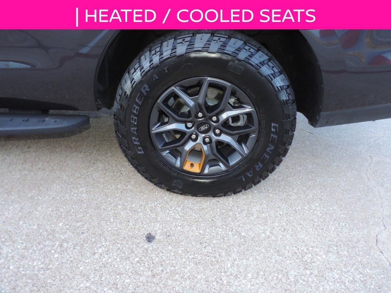 Used 2025 Ford Expedition Tremor AWD/4WD image 15
